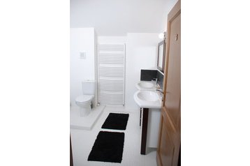 Ģimenes viesu māja Hronsek 1